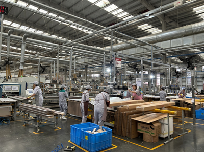 市場調研 市領導深入蘭考縣分包企業與項目現場